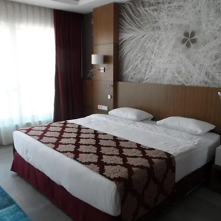 Marina Art Hotel