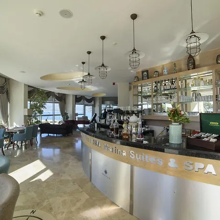 Otel Marina Art 3*