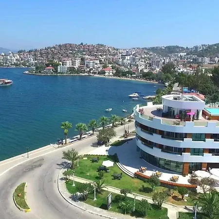 Otel Marina Art 3*